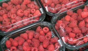 Owoce i warzywa będą... oflagowane. Co to da?