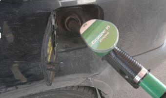 Po wczorajszej decyzji OPEC, paliwa w polskich rafineriach zaczynają drożeć