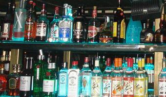 Prawicy i lewicy dywagacje przy alkoholu...