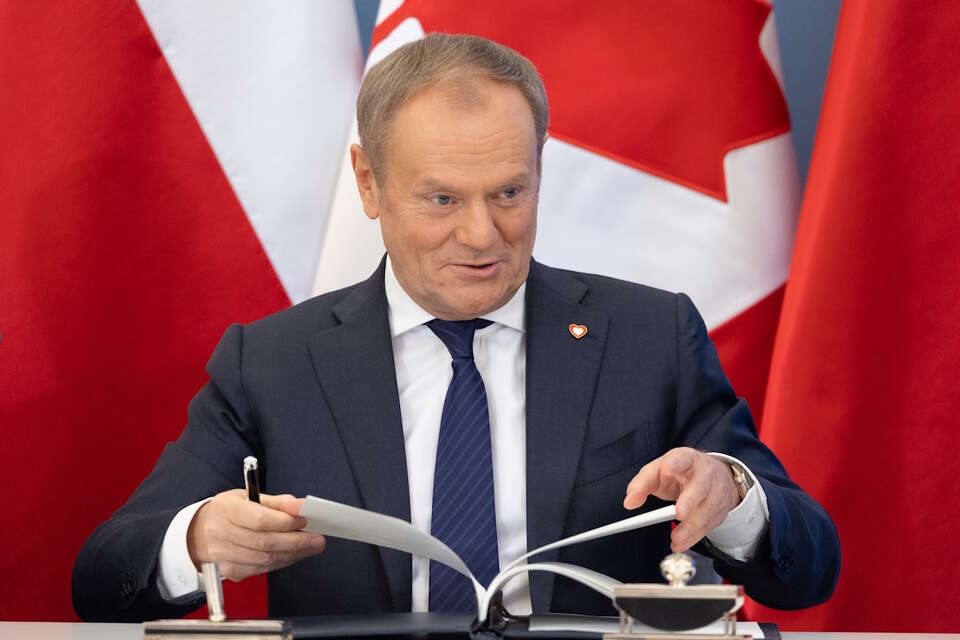 Buda o nieudolności i nepotyzmie rządu / autor: Fratria