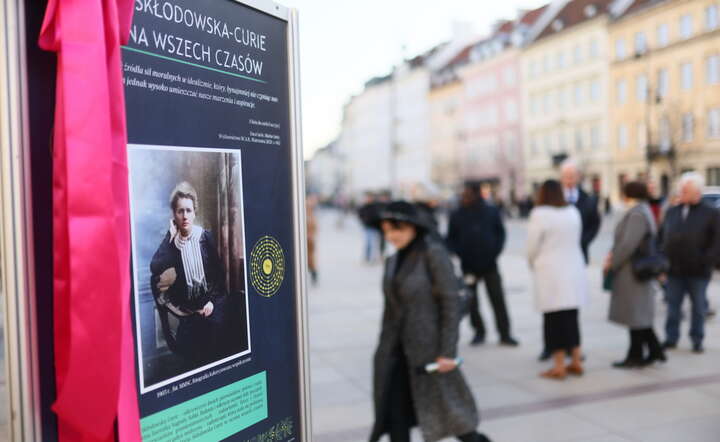 W Warszawie otwarto wystawę plenerową "Maria Skłodowska-Curie. Uczona wszech czasów" / autor: Fot. PAP/Leszek Szymański