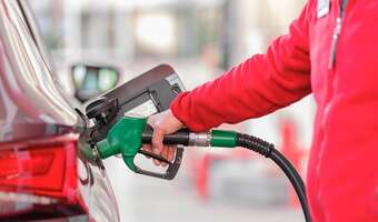 Pełzające podwyżki! Paliwo podrożało i podrożeje