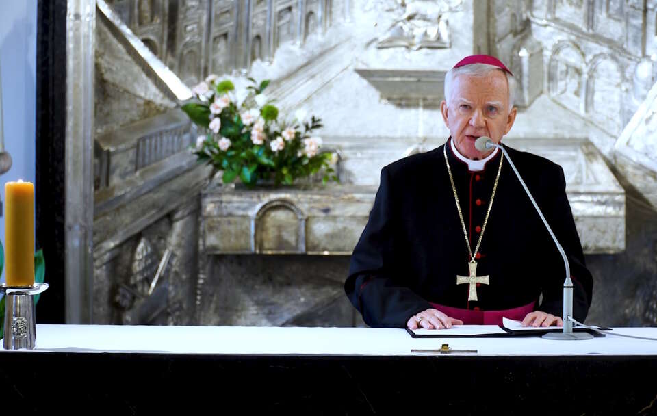 Ks. abp Marek Jędraszewski żegna się z wiernymi / autor: YT/ Archidiecezja Krakowska