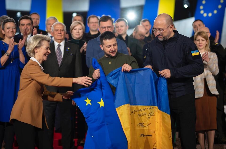 Szczyt UE-Ukraina. Do Kijowa przylecą szefowie RE i KE / autor: PAP/EPA
