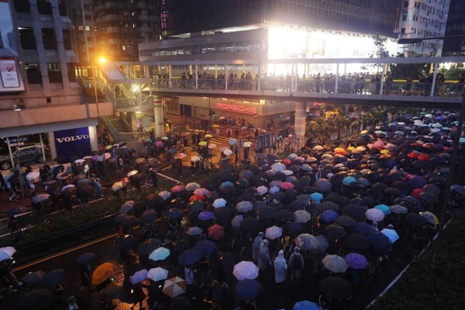 Protest w Hongkongu / autor: PAP/EPA/JEROME FAVRE