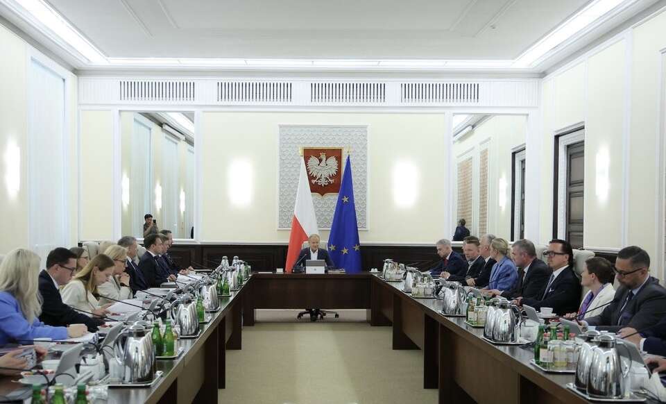 Zmiany w rządzie jeszcze przed wakacjami? Chcą tego Polacy!