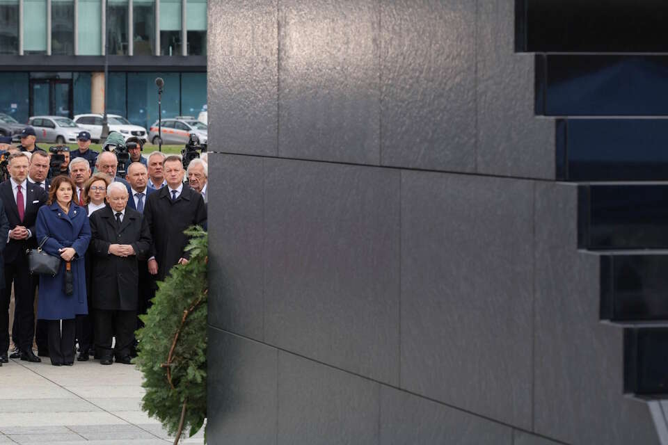 Tak wyglądał atak na miesięcznicy! "Putinowska operacja"