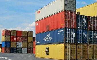 NBP: Eksport w maju wzrósł o 41,7 proc., import o 53,7 proc.