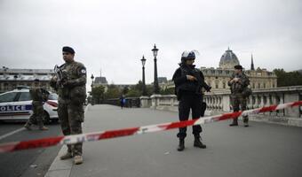 AKTUALIZACJA Terror w Paryżu! Nie żyją policjanci