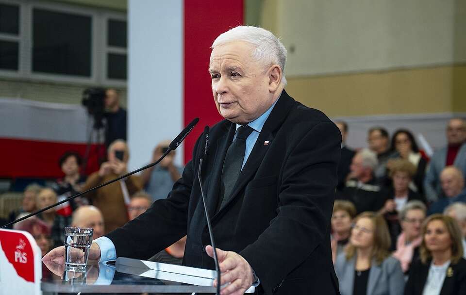 Jarosław Kaczyński: Przestała obowiązywać konstytucja