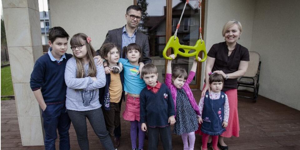 Fot. Julita Szewczyk/Paweł i Maria Kowalczyk z dziećmi