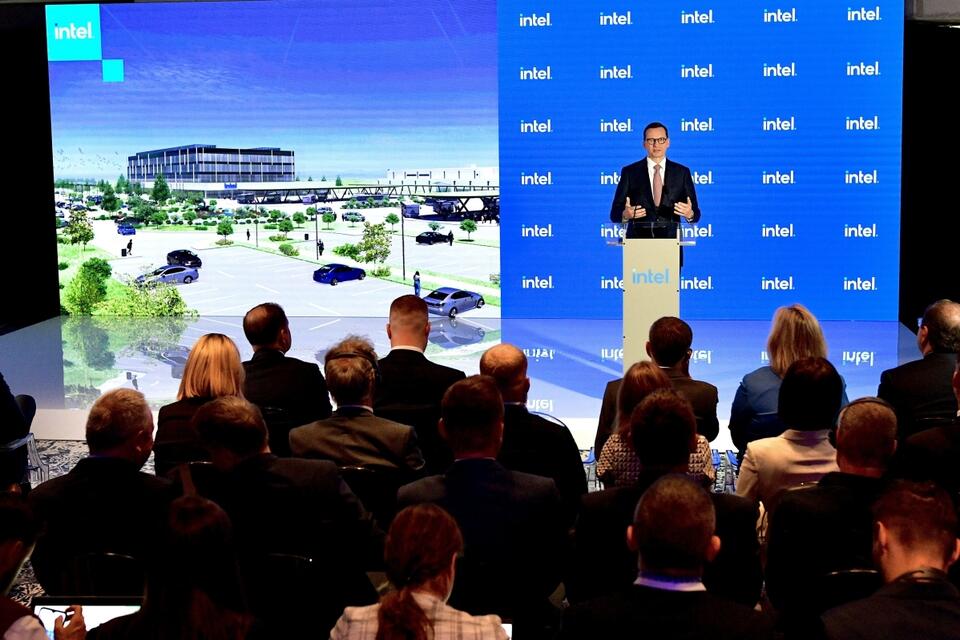 Światowe media piszą o wielkiej inwestycji! We Wrocławiu ma powstać zakład firmy Intel. To dodatkowe 2 tys. miejsc pracy / autor: PAP/Sebastian Borowski