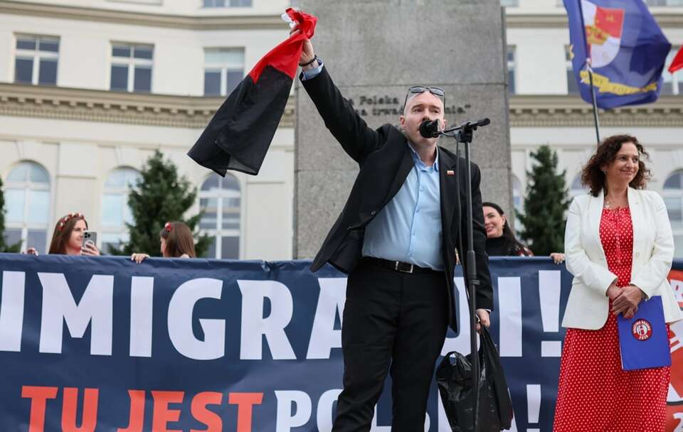 Manifestacja „Stop Inwazji Imigrantów" / autor: PAP/Leszek Szymański