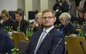 Neo-prokuratura nie odpuszcza Wosiowi. Do Sejmu trafił wniosek o uchylenie immunitetu. W tle działania związane z Służbą Więzienną. Na zdjęciu Michał Woś / autor: Fratria