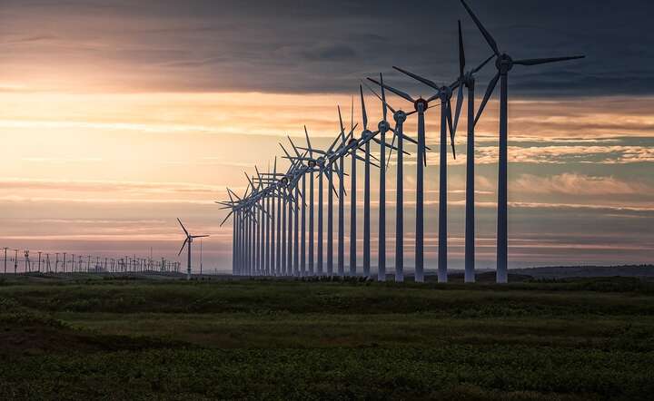 Biliony dolarów na czystą energię pilnie potrzebne