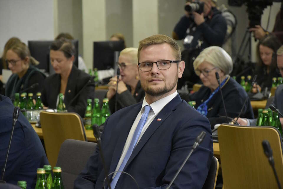 Neo-prokuratura nie odpuszcza Wosiowi. Do Sejmu trafił wniosek o uchylenie immunitetu. W tle działania związane z Służbą Więzienną. Na zdjęciu Michał Woś / autor: Fratria