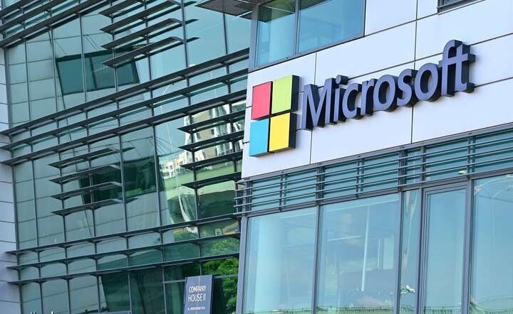 Microsoft udostępnił bezpłatne narzędzie edukacyjne AI Skills Navigator w języku polskim / autor: Fratria / KK