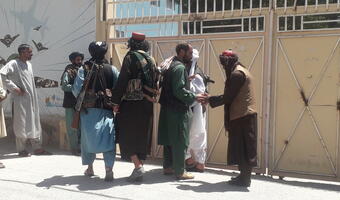 Kraje zachodnie ewakuują personel ambasad z Kabulu