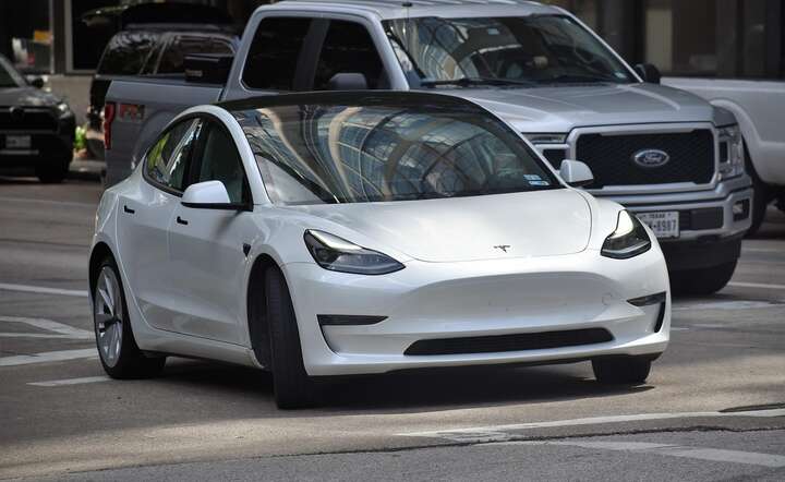 Elektryczne modele Tesli straciły na atrakcyjności na rynku amerykańskim / autor: Pixabay