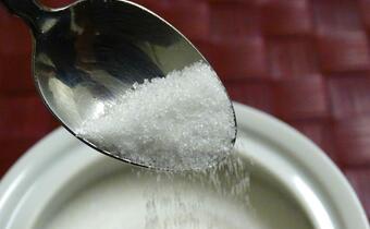 Jak szkodzi rafinowany cukier?
