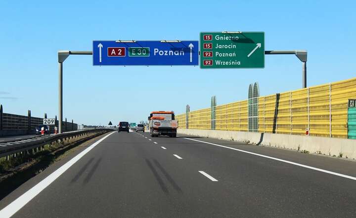 Autostrada A2 na najbardziej zatłoczonych odcinkach wokół Poznania otrzyma trzeci pas ruchu / autor: Fratria