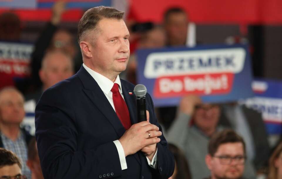 Czarnek zwrócił uwagę na wzrost cen za rządów Tuska. / autor:  PAP/Artur Reszko