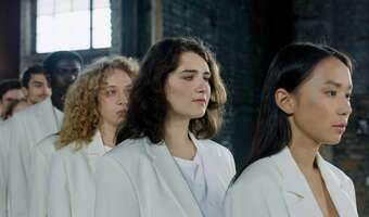 Rychły koniec trendu - "Panie zarabiają mniej"