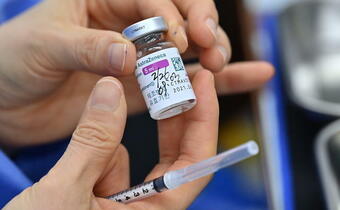 Polscy eksperci o możliwych powodach zakrzepicy po szczepionkach