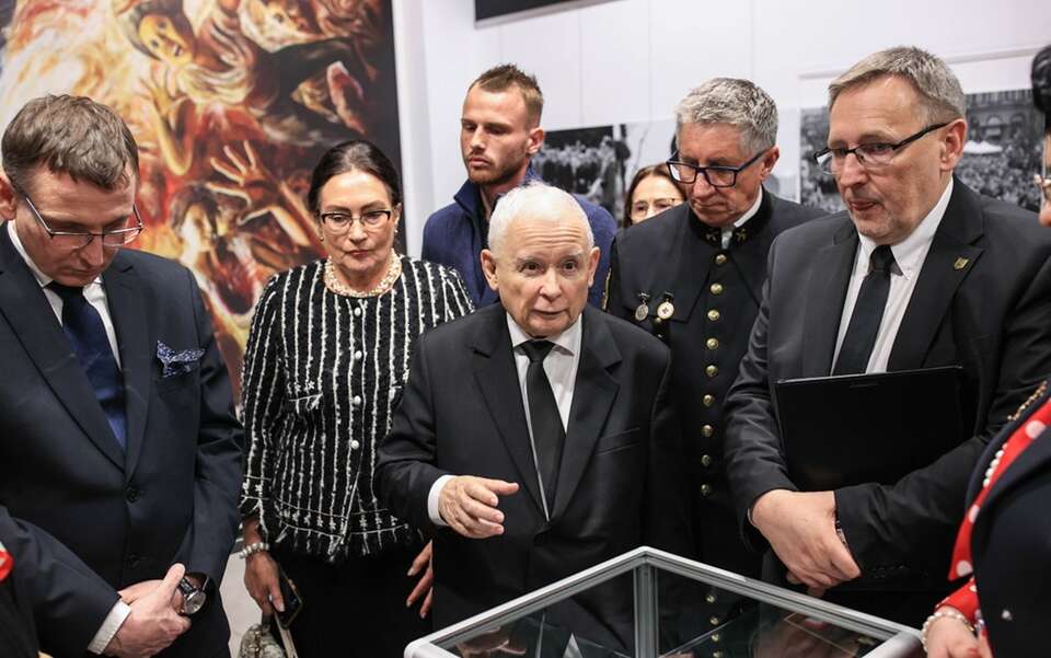 Prezes PiS Jarosław Kaczyński z parlamentarzystami w Jastrzębiu-Zdroju / autor: PAP/Jarek Praszkiewicz