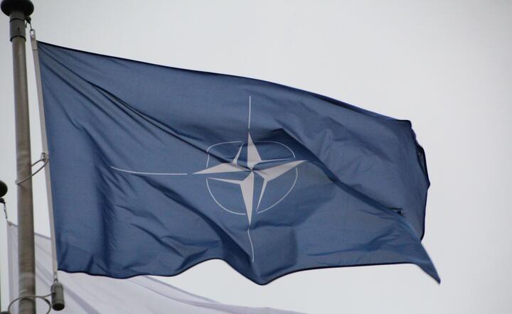 Flaga NATO / autor: Fratria