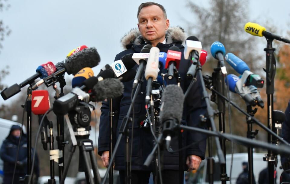  Prezydent RP Andrzej Duda podczas konferencji prasowej w Przewodowie / autor: PAP/Wojtek Jargiło
