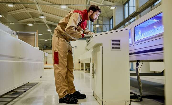 Czujniki optyczne należą do najważniejszych elementów współczesnej automatyki przemysłowej / autor: materiały prasowe