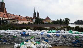 Koniec alertu dla Wrocławia? "Woda lekko opada"