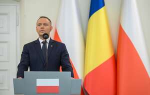 Prezydent Karol Nawrocki na konferencji prasowej / autor: PAP/Marcin Obara