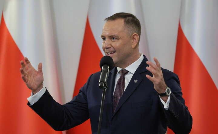 Nowa konstytucja. jeżeli "proces destabilizacji państwa" nie zatrzyma się