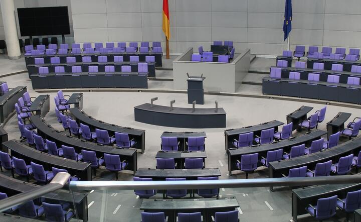Sala posiedzeń Bundestagu / autor: pixabay.com