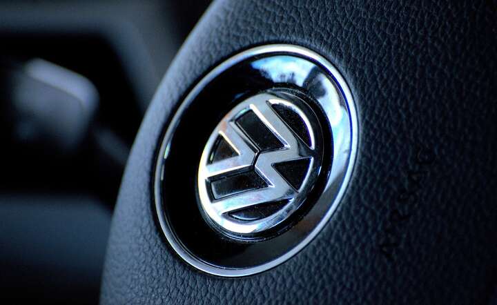 Koncern VW przegrywa z kretesem z chińską konkurencją  / autor: Pixabay