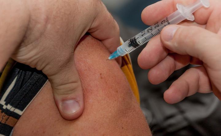 Szczerski: bez szczepień nie da się opanować pandemii
