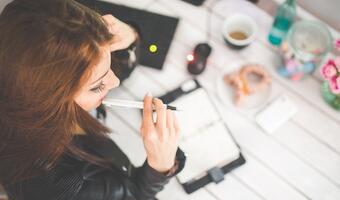 Liczba bezrobotnych spadła do 959,5 tys. w sierpniu