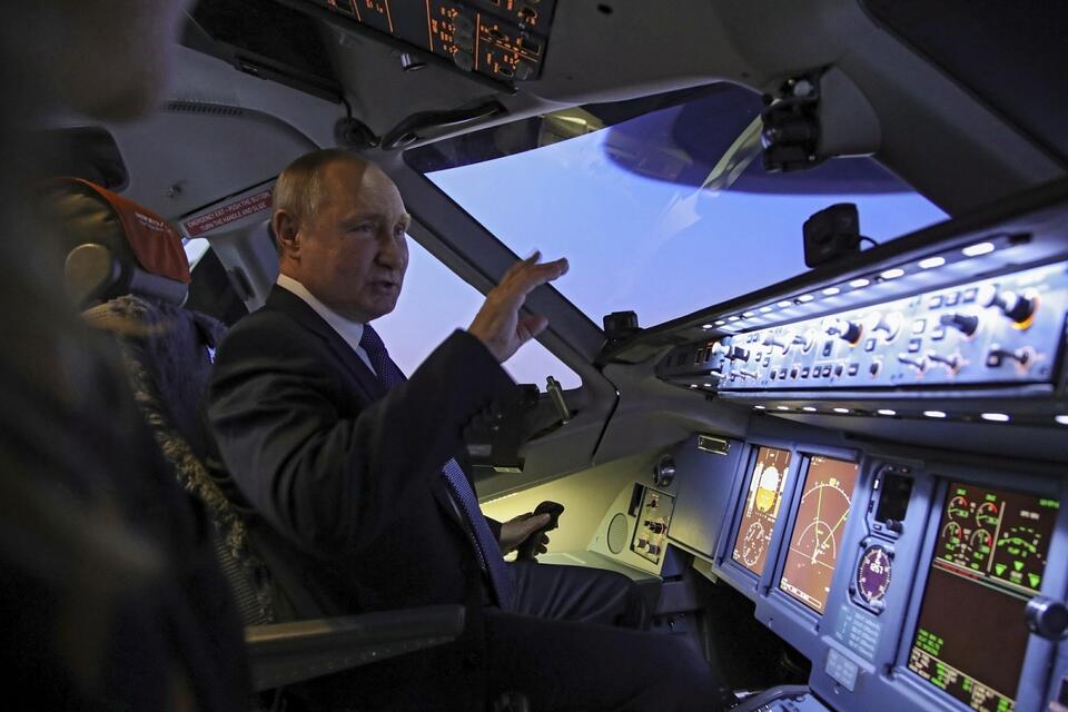 autor: PAP/EPA/MIKHAEL KLIMENTYEV/SPUTNIK/KREMLIN POOL / POOL