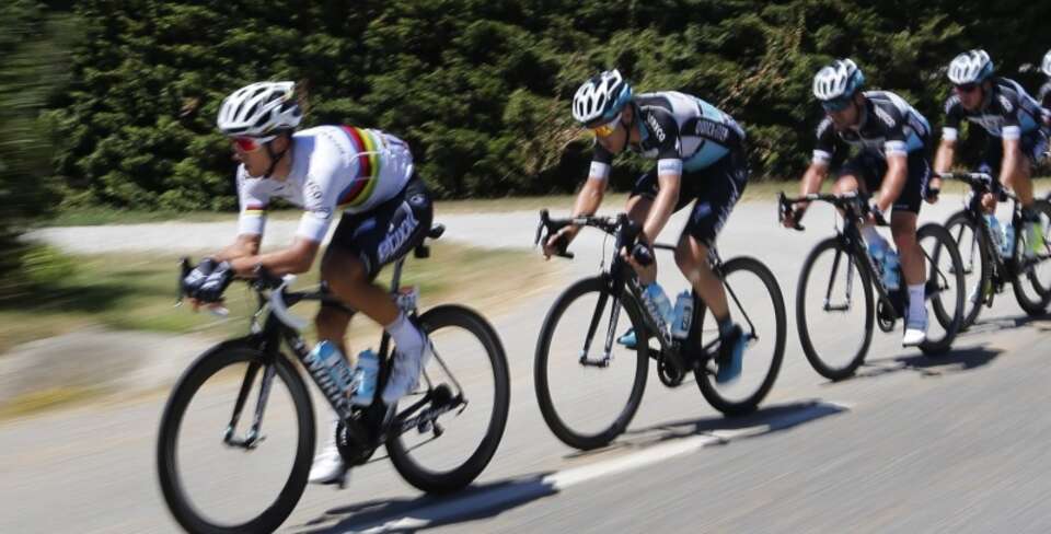 fot. PAP/EPA/YOAN VALAT