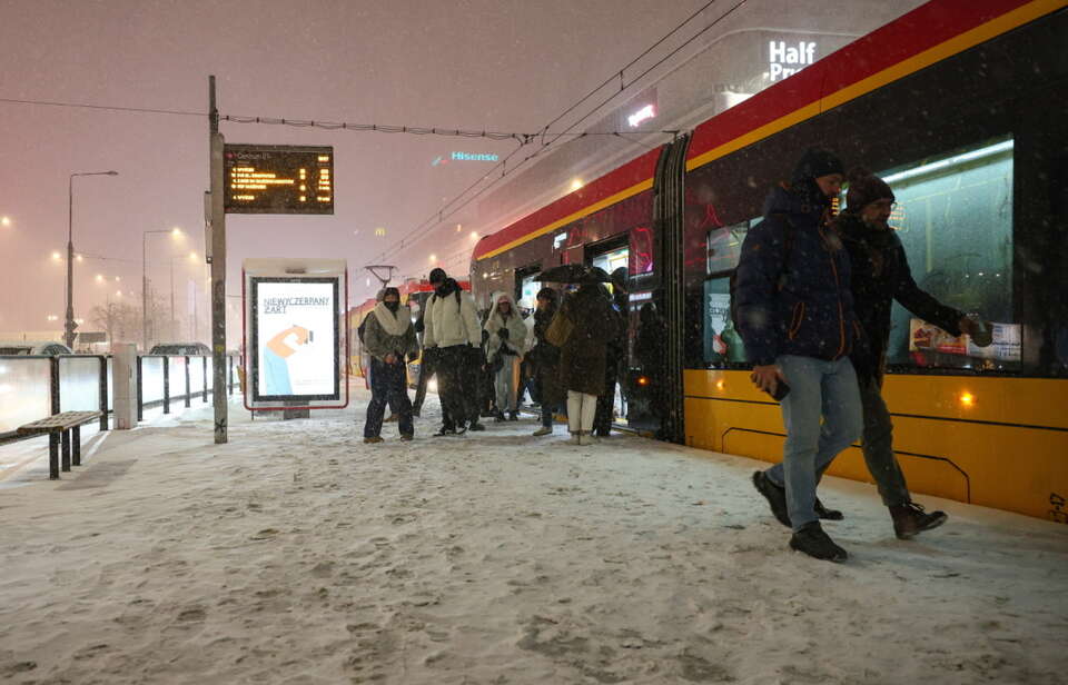 Atak zimy w Warszawie / autor: PAP/Szymon Pulcyn