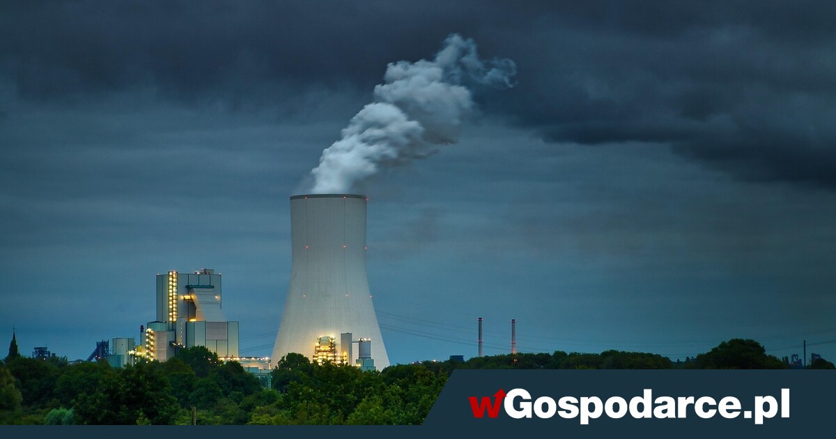 Ropa i gaz trzymają się mocno, renesans atomu