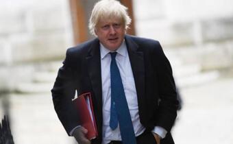 Afera wokół doradcy Borisa Johnsona, świadek wymyślił zarzuty