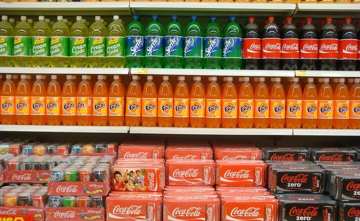 Coca-Cola, Pepsi i Red Bull ograniczą zawartość cukru w produktach o 10 proc.