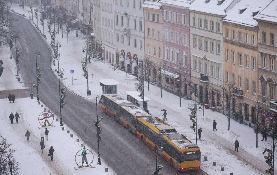 Opady śniegu w Warszawie / autor: PAP/Leszek Szymański