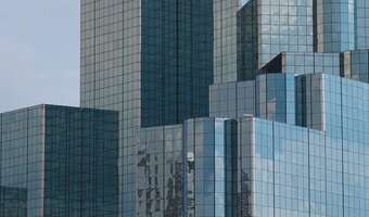 Milionowe legiony urzędników: Jedna czwarta wszystkich zatrudnionych w Polsce pracuje w budżetówce