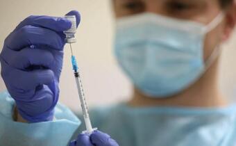 Naukowcy: Łączenie szczepionek daje niezwykły efekt