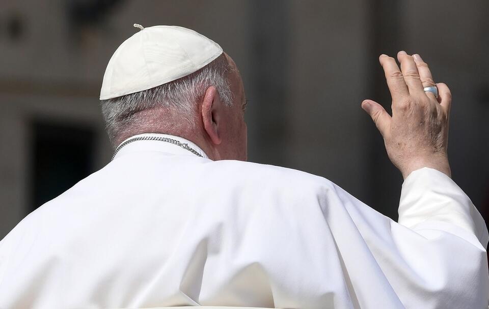 Papież Franciszek / autor: PAP/EPA/ETTORE FERRARI