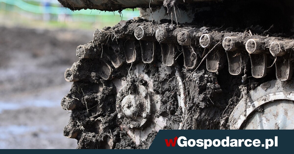 Rosyjski superczołg z targów prosto do boju